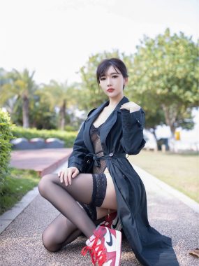 XiuRen 秀人 Vol.8844 陆萱萱：黑发轻舞，角色交织的吊袜带腰带故事