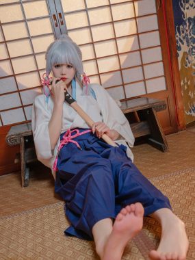 Yiko湿润兔写真图集合集打包下载