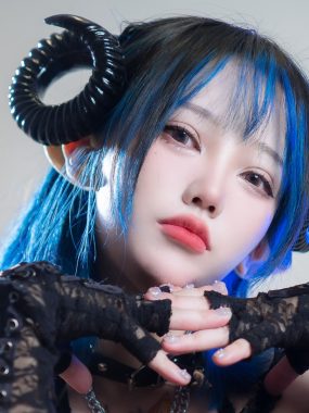 洛洛子高清写真图片合集下载