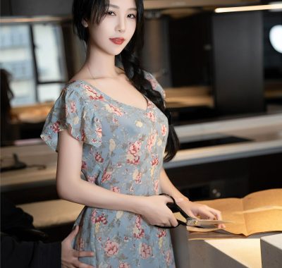 XiuRen 秀人 Vol.8704 利世·浴室私语：蕾丝轻覆，浴缸中的诗篇