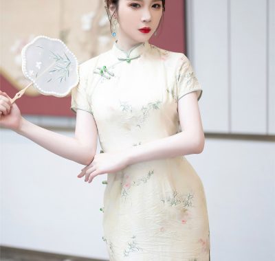 XiuRen 秀人 Vol.8497 梦心玥：马尾与裙摆的青春旋律