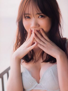 田村真佑「UTB 2023.09 Vol.329」