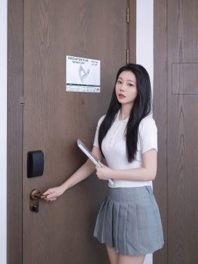 安然「  XiuRen 秀人 Vol.8649」