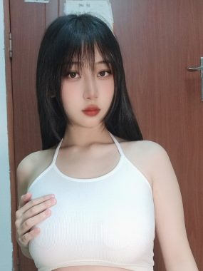 浅安安cos写真美女合集打包下载