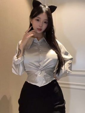 卡通百科老王的个人资料，了解她的背景和经历